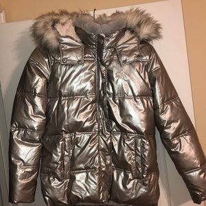 ABERCROMBIE KIDS CHROME PUFFER💕